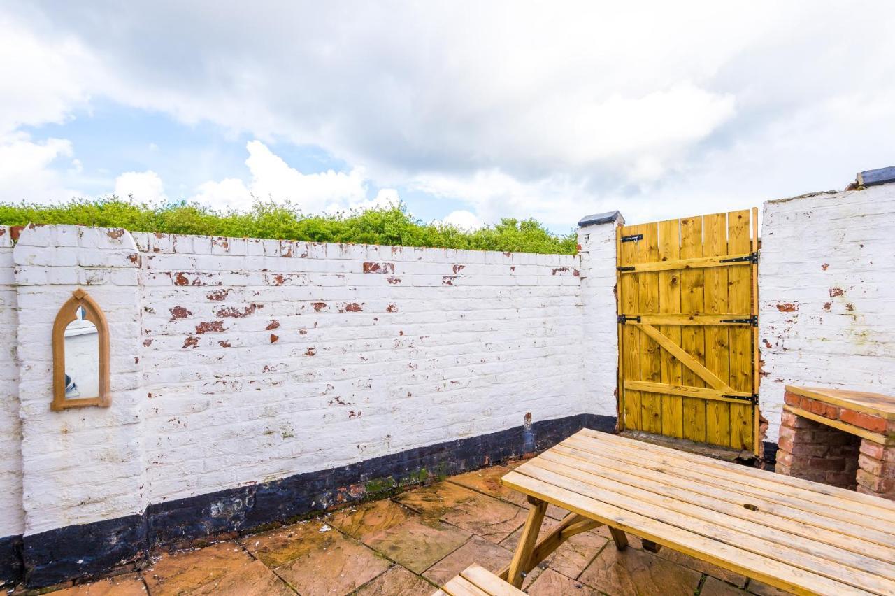 Churton House Holiday home *